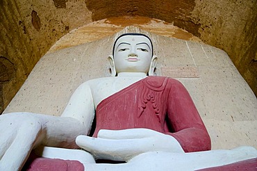 Buddhism, seated Buddha figure in the pagoda of Htilominlo Temple from the 13th Century, one of the last great temples built before the fall of the Bagan Dynasty, Old Bagan, Pagan, Burma, Myanmar, Southeast Asia, Asia