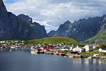 Reine village, Moskenesoya, Lofoten, Northern Norway, Norway, Scandinavia, Europe