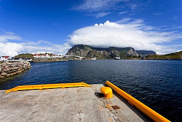 Docks of Heaningsvear, during pleasant weather on the Lofoten Islands, Scandinavia, Norway, Scandinavia, Europe, PublicGround