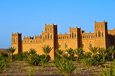 Kasbah with many ornamental decorations, mud fortress, residential castle of the Berbers, Tighremt, Ouarzazate, southern Morocco, Morocco, Africa