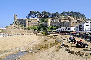 Castle Villa Vella, old town, coastal village Tossa de Mar, Costa Brava, Catalonia, Spain, Europe