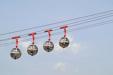 Cable car over the river Isere to Fort de la Bastille, Grenoble, Rhone-Alpes, France, Europe