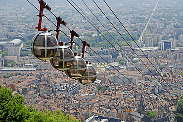 Cable car to Fort de la Bastille, Grenoble, Rhone-Alpes, France, Europe