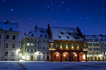 Muensterplatz cathedral square and Christmassy and snowy old town of Freiburg im Breisgau, Black Forest, Baden-Wuerttemberg, Germany, Europe