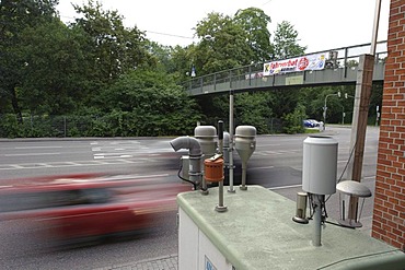 Particulate matter monitoring station, spot station, at Neckartor, B14, Cannstatter Strasse street, the highest PM levels nationwide are regularly measured in downtown Stuttgart, Baden-Wuerttemberg, Germany, Europe