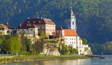 Duernstein an der Donau, Danube river, Wachau region, Lower Austria, Austria, Europe