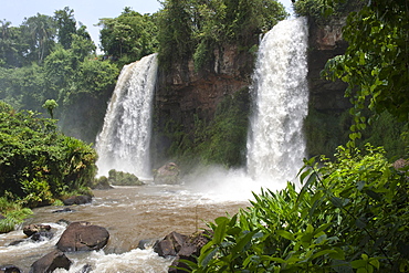 Iguazu or Iguacu falls, Unesco World Heritage Site, Misiones province, Argentina, South America