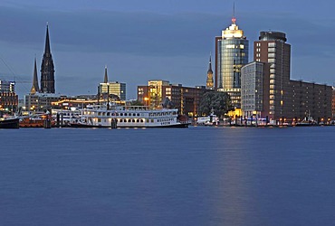 Night view, port of Hamburg, Kehrwiederspitze, Hafencity district, Hamburg, Germany, Europe