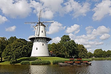 Historic Dutch windmill De Hoop, Middelburg, Walcheren, Zeeland, Netherlands, Europe