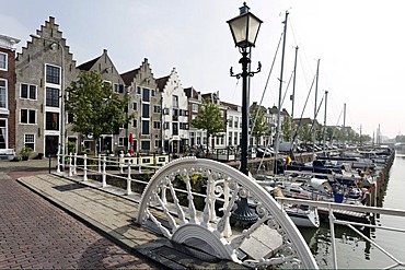 Spijkerbrug bridge, historic warehouses on the Kinderdijk, Middelburg, Walcheren, Zeeland, Netherlands, Europe