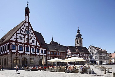 Rathausplatz square with town hall and St. Martin's Church, Forchheim, Franconian Switzerland, Upper Franconia, Franconia, Bavaria, Germany, Europe