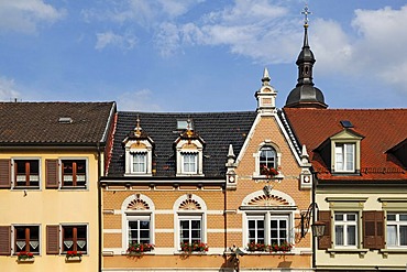 Facade of 1897, tower of Marienkirche, St. Mary's Church, at back, Oberdorfstrasse, Gengenbach, Baden-Wuerttemberg, Germany, Europe