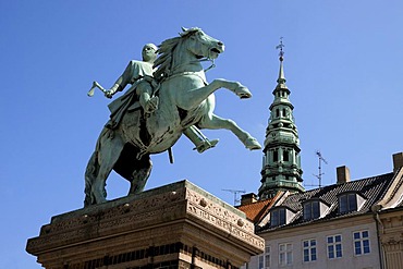 Hojbro Plads square with a monument of the town's founder, Bishop Absalon, Copenhagen, Denmark, Scandinavia, PublicGround