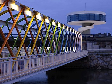 Bridge to the oscar Niemeyer International Cultural Centre, Centro de Cultura Internacional oscar Niemeyer, Aviles, Asturias, northern Spain, Europe