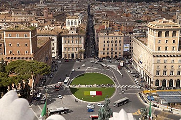 The Piazza Venezia as seen from the Monumento Vittorio Emanuele II monument, Rome, Italy, Europe