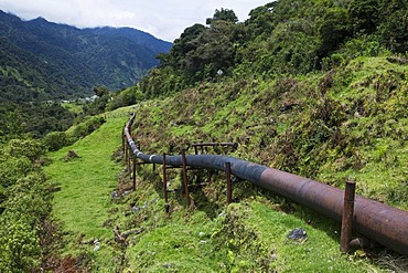 Trans-Ecuadorian oil pipeline SOTE, Sistema de Oleoducto Transecuatoriano, operated by the national oil company Petroecuador, transporting crude oil from the east of the country across the Andes to the Pacific Ocean, east of Quito, Cuyuja, Ecuador, South 