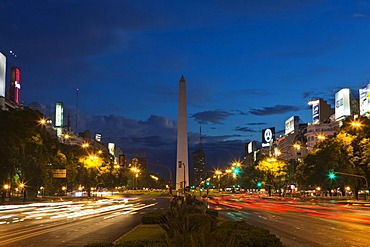 Obelisco de Buenos Aires, obelisk, Buenos Aires landmark, Plaza de la Republica, intersection of avenues Corrientes and 9 de Julio, Buenos Aires, Argentina, South America