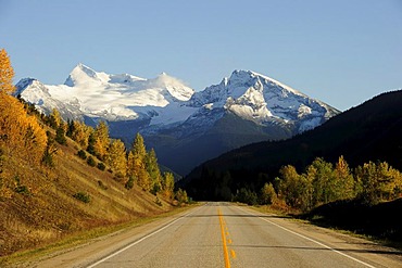 Street through the Rocky Mountains near Mount Robson National Park, British Columbia, Canada