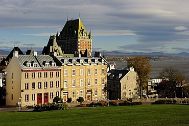 Quebec City, historic town centre with the backdrop of the Chateau Frontenac and the St. Lawrence River, Quebec, Canada