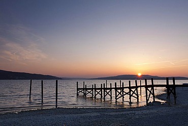 Jetty sunset, Reichenau island, UNESCO World Heritage Site, Landkreis Konstanz county, Baden-Wuerttemberg, Germany, Europe