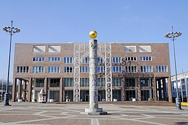 New Town Hall, Friedenssaeule peace pillar, Friedensplatz peace square, Dortmund, Ruhrgebiet region, North Rhine-Westphalia, Germany, Europe