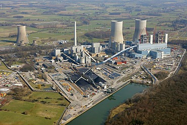 Aerial view, Kraftwerk Westfalen power plant, coal-fired power plant of RWE Power, former nuclear power plant THTR, Hamm, Ruhrgebiet area, North Rhine-Westphalia, Germany, Europe