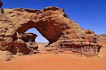 Double arch of Wadi, Oued Bouhadian, Tadrart, Tassili n'Ajjer National Park, Unesco World Heritage Site, Algeria, Sahara, North Africa