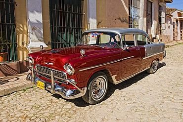 Vintage car, Trinidad, Sancti Spiritus Province, Cuba, Central America