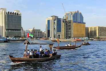 Water taxi, ABRA, dhow on the Dubai Creek between the Bur Dubai and Deira districts, Dubai, United Arab Emirates, Middle East