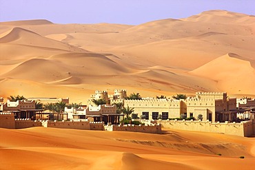 Anantara Qasr Al Sarab luxury desert hotel, built in the style of a kasbah, hotel resort, amidst huge sand dunes, near Liwa Oasis in the Empty Quarter Rub Al Khali sand desert, Abu Dhabi, United Arab Emirates, Middle East