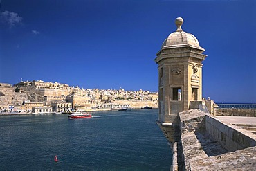 Observation tower, Gardjola, Vedette, Senglea, overlooking La Valletta, Malta, Europe