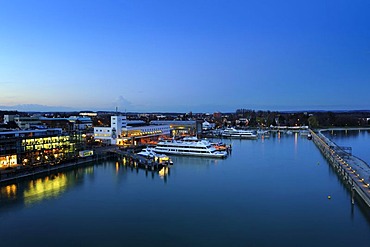 The ferry port with the Zeppelin Museum, on the left the Medienhaus library, Friedrichshafen, Bodenseekreis district, Baden-Wuerttemberg, Germany, Europe