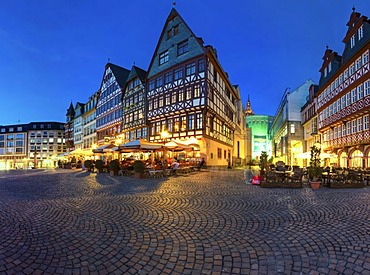 Reconstructed historic half-timbered houses on Roemerberg square, also known as Samstagsberg square, Roemer building, restaurants, Frankfurt am Main, Hesse, Germany, Europe