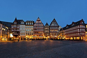 Reconstructed historic half-timbered houses on Roemerberg square, also known as Samstagsberg square, Roemer building, restaurants, Frankfurt am Main, Hesse, Germany, Europe