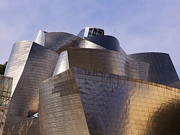 Guggenheim Museum by architect Frank O. Gehry, Bilbao, Biscay Province, Basque Country, North Spain, Europe