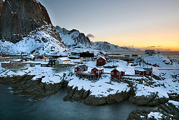 Rorbuer, traditional wooden cabins, Reine, Island of Moskenesoya, Lofoten Islands, North Norway, Norway, Europe