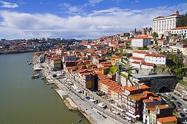 City view with the Rio Douro river, Porto, Portugal, Europe