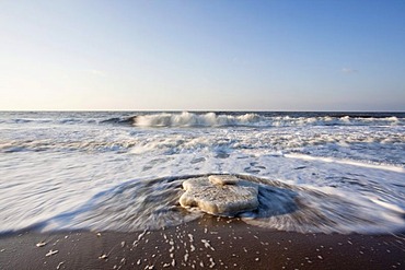 Winter mood with ice and snow, Sylt Island, Schleswig-Holstein, Germany, Europe