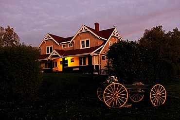 Cowboy ranch in twilight, Saskatchewan, Canada, North America