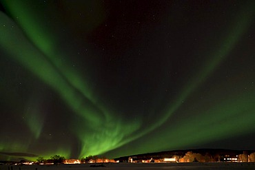 Northern Lights (Aurora borealis), Tromso, view on Kvaloeya, Norway, Scandinavia, Europe