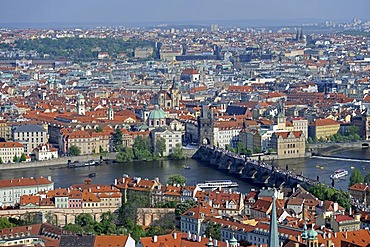 View over the old town with the Charles Bridge, UNESCO World Heritage Site, Prague, Czech Republic, Europe