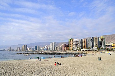 Beach, coast, high-rise buildings, Antofagasta, Norte Grande, northern Chile, South America