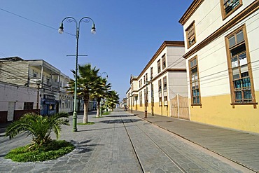 Avenue Baquedano, historic buildings, wooden houses, Iquique, Norte Grande, Northern Chile, Chile, South America