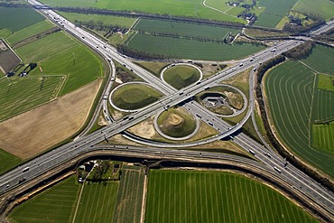 A1, Kamener Kreuz motorway junction, tangent, Bergkamen, Ruhrgebiet region, North Rhine-Westphalia, Germany, Europe