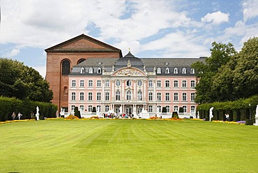 View across the palace garden of the 'Kurfuerstliches Palais' Palace in Trier, Rhineland-Palatinate, Germany, Europe