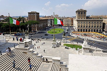 View from the monument of Vittorio Emanuele to Piazza Venezia, Il Vittoriano, Rome, Italy, Europe