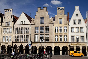 Gabled houses in Prinzipalmarkt street, Muenster, Muensterland, North Rhine-Westfalia, Germany, Europa