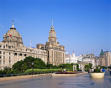 Colonial buildings, historical 1920s architecture, The Bund, Shanghai, China, Asia