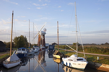 Horsey Mill, Norfolk Broads, Norfolk, East Anglia, England, United Kingdom, Europe