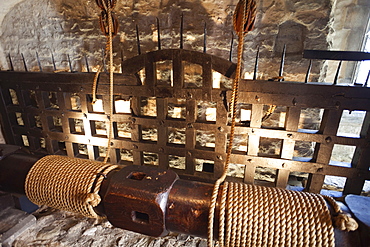 Traitors Gate drawbridge, Tower of London, London, England, United Kingdom, Europe